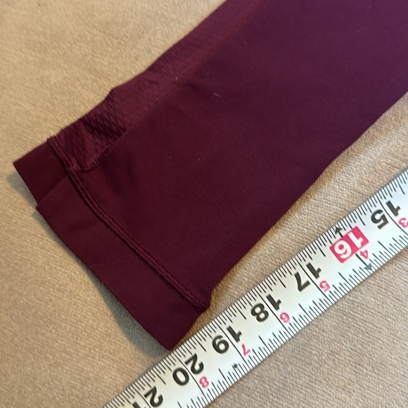 Lululemon Journey Crop Leggings Plum / Hyper Stripe Plum (4) - Picture 10 of 12